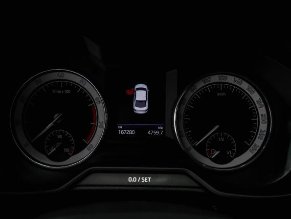 Skoda Octavia III (A7) Рестайлинг с пробегом 2017 года, цена 1 780 000 рублей, 167280 км, лифтбек, Автокод Объявления