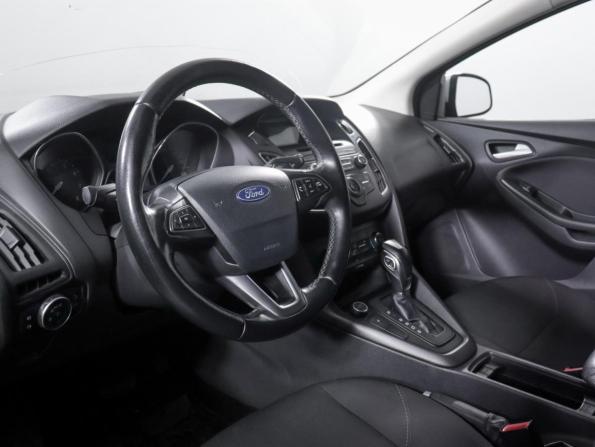 Ford Focus III Рестайлинг с пробегом 2017 года, цена 899 000 рублей, 199429 км, хэтчбек, Автокод Объявления