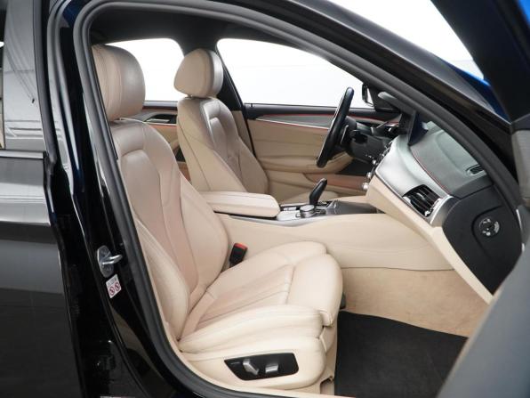 BMW 5 серии VII (G30/G31/G38) с пробегом 2018 года, цена 3 599 053 рубля, 132223 км, седан, Автокод Объявления