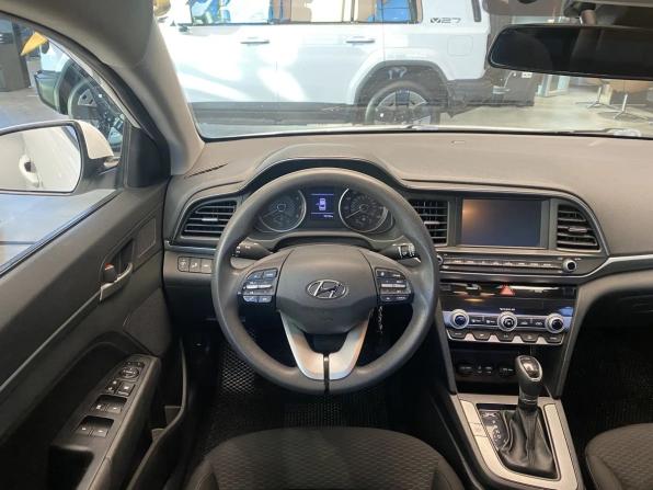 Hyundai Elantra VI (AD) Рестайлинг с пробегом 2019 года, цена 1 299 000 рублей, 123500 км, седан, Автокод Объявления