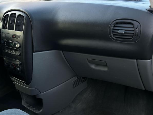 Dodge Caravan IV с пробегом 2004 года, цена 530 000 рублей, 243159 км, минивэн, Автокод Объявления