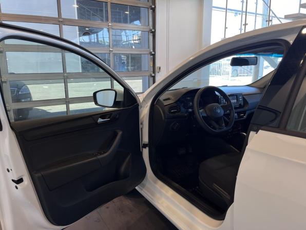 Volkswagen Polo VI с пробегом 2021 года, цена 1 750 000 рублей, 76306 км, лифтбек, Автокод Объявления