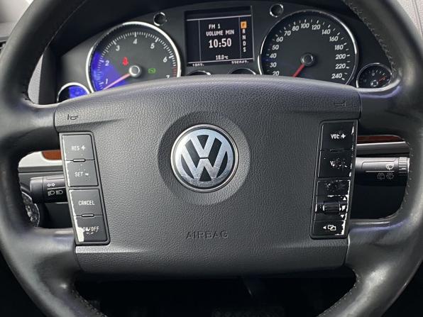 Volkswagen Touareg I с пробегом 2004 года, цена 749 000 рублей, 335040 км, внедорожник, Автокод Объявления