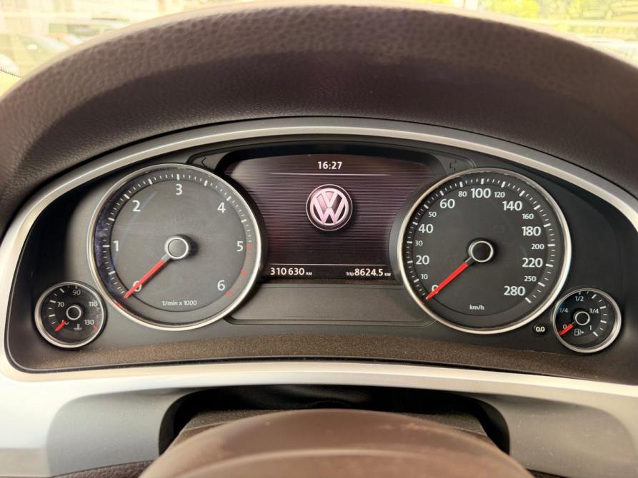 Volkswagen Touareg II Москва  - изображение 11