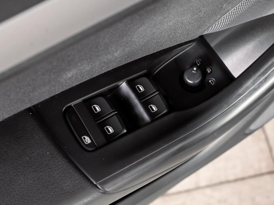 Audi Q3 I (8U) Екатеринбург  - изображение 14