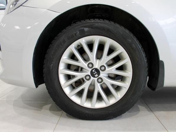 Kia Rio IV с пробегом 2019 года, цена 1 399 000 рублей, 133000 км, седан, Автокод Объявления