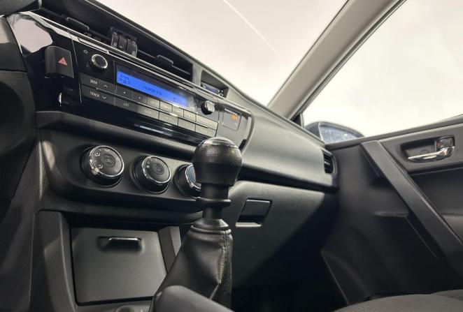 Toyota Corolla XI (E160 E170 E180) с пробегом 2014 года, цена 1 300 000 рублей, 193492 км, седан, Автокод Объявления