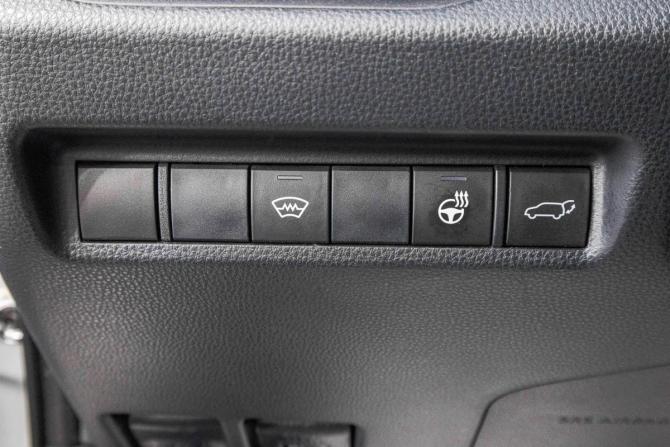 Toyota RAV4 V (XA50) с пробегом 2019 года, цена 3 849 000 рублей, 42000 км, внедорожник, Автокод Объявления
