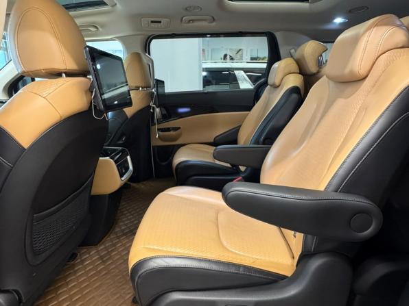 Kia Carnival IV с пробегом 2020 года, цена 3 700 000 рублей, 120000 км, минивэн, Автокод Объявления