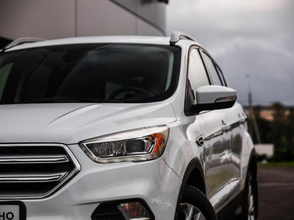 Ford Kuga II Рестайлинг с пробегом 2017 года, цена 1 649 777 рублей, 64937 км, внедорожник, Автокод Объявления