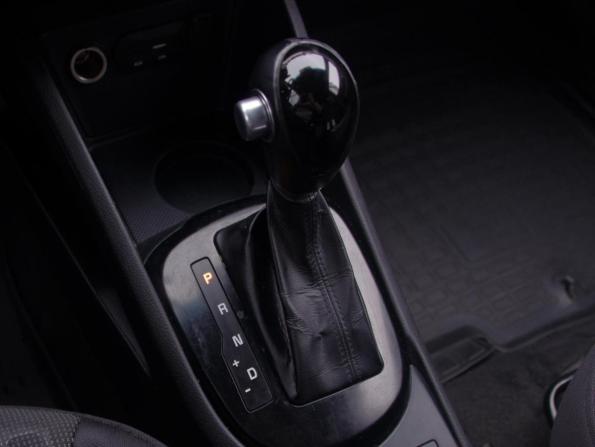 Kia Rio III Рестайлинг с пробегом 2016 года, цена 1 099 000 рублей, 150500 км, седан, Автокод Объявления