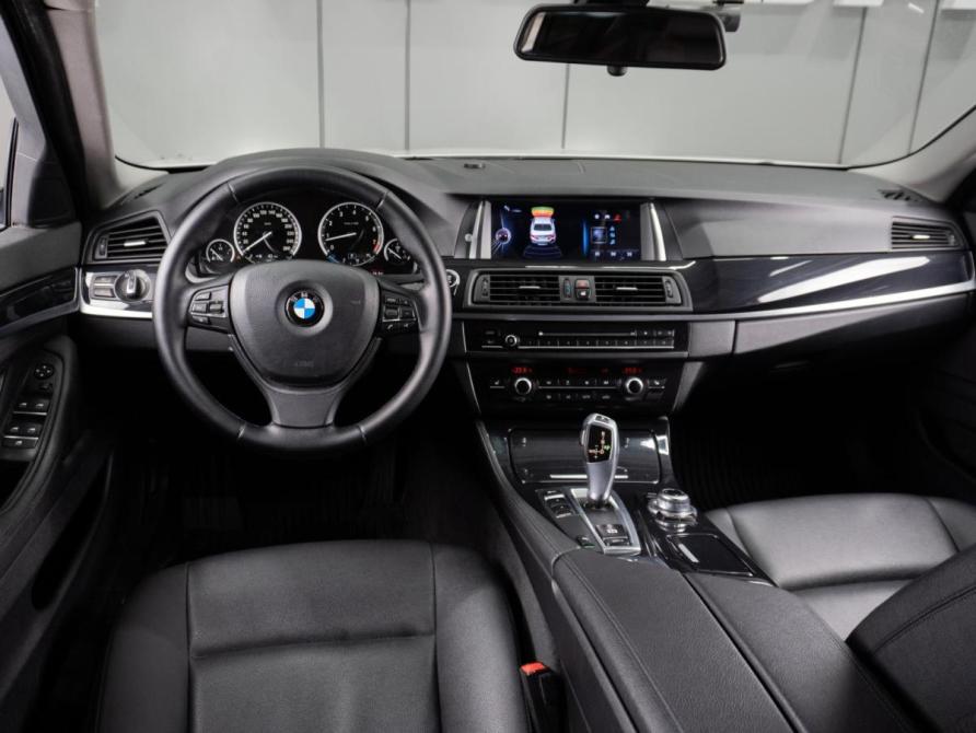 BMW 5 серии VI (F10/F11/F07) Рестайлинг Тюмень  - изображение 6