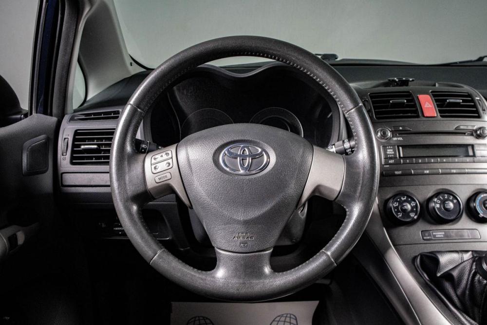 Toyota Auris I Сургут  - изображение 11