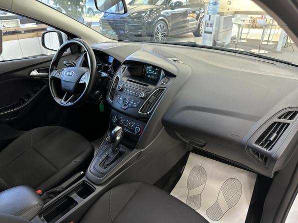 Ford Focus III Рестайлинг с пробегом 2017 года, цена 1 090 000 рублей, 108659 км, хэтчбек, Автокод Объявления