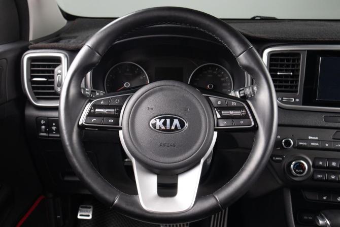 Kia Sportage IV Рестайлинг с пробегом 2018 года, цена 2 559 000 рублей, 44000 км, внедорожник, Автокод Объявления
