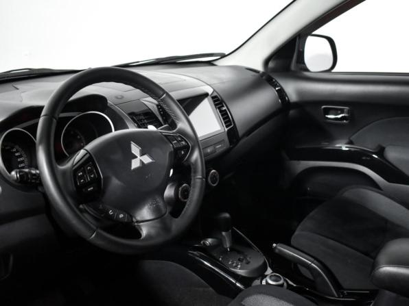 Mitsubishi Outlander II с пробегом 2008 года, цена 899 000 рублей, 268653 км, внедорожник, Автокод Объявления