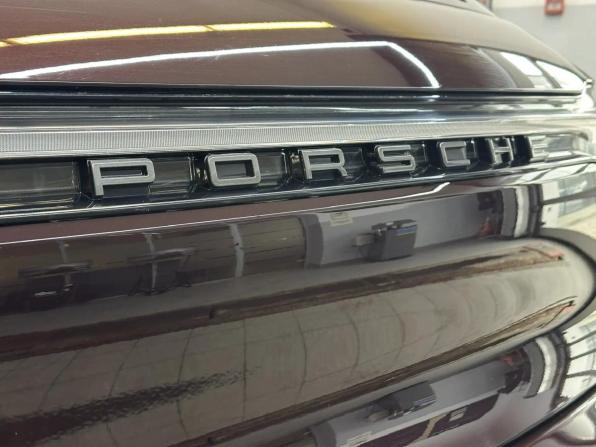 Porsche Macan I Рестайлинг 2 с пробегом 2024 года, цена 10 990 000 рублей, 11192 км, внедорожник, Автокод Объявления