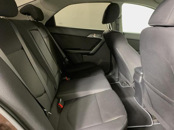 Kia Cerato II с пробегом 2011 года, цена 649 000 рублей, 170060 км, хэтчбек, Автокод Объявления