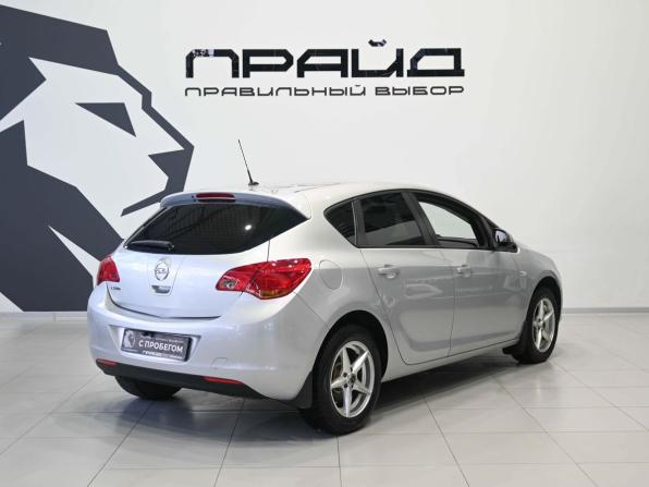 Opel Astra J с пробегом 2011 года, цена 869 900 рублей, 122000 км, универсал, Автокод Объявления