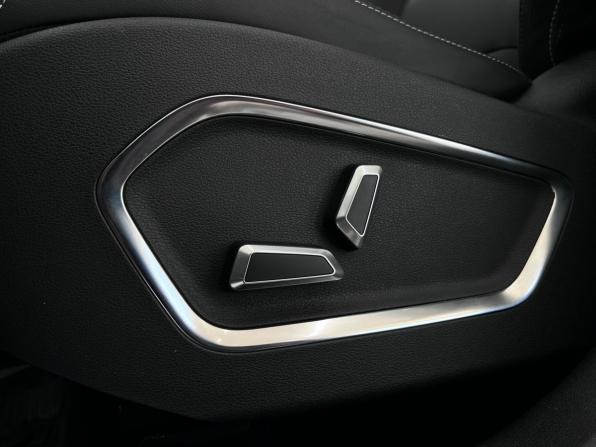 Geely Atlas Pro с пробегом 2023 года, цена 2 299 000 рублей, 15438 км, внедорожник, Автокод Объявления