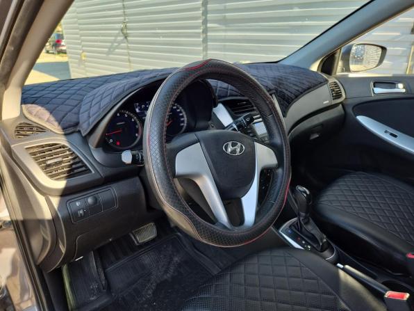 Hyundai Solaris I Рестайлинг с пробегом 2014 года, цена 797 000 рублей, 109855 км, седан, Автокод Объявления