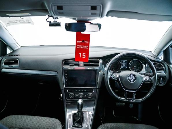 Volkswagen Golf VII Рестайлинг с пробегом 2017 года, цена 1 195 000 рублей, 38780 км, универсал, Автокод Объявления