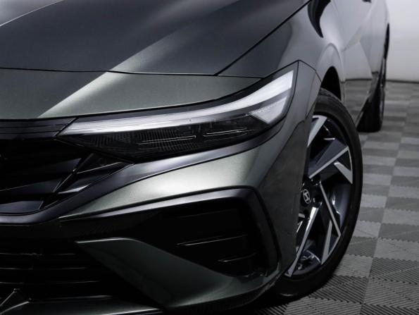 Hyundai Elantra VII (CN7) Рестайлинг с пробегом 2023 года, цена 2 220 000 рублей, 10350 км, седан, Автокод Объявления