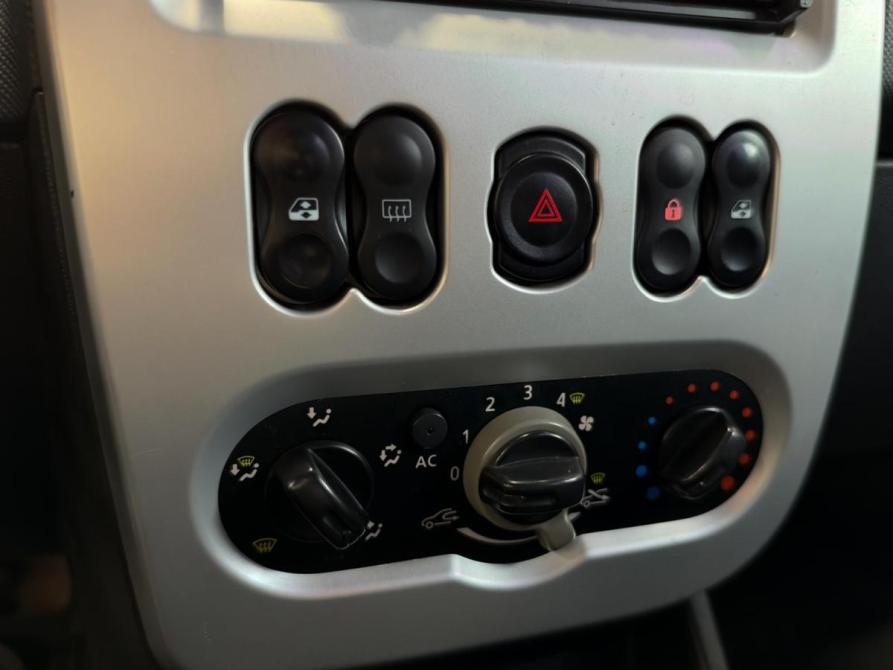Renault Logan I Рестайлинг Сыктывкар  - изображение 11
