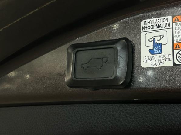 Toyota RAV4 IV (XA40) Рестайлинг с пробегом 2019 года, цена 2 590 000 рублей, 139830 км, внедорожник, Автокод Объявления
