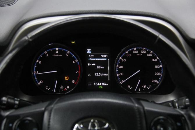 Toyota RAV4 IV (XA40) Рестайлинг с пробегом 2016 года, цена 2 085 000 рублей, 165000 км, внедорожник, Автокод Объявления
