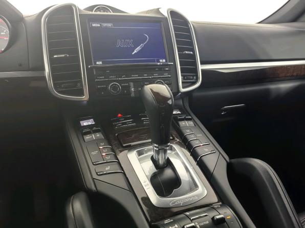 Porsche Cayenne II (958) с пробегом 2014 года, цена 2 370 000 рублей, 183938 км, внедорожник, Автокод Объявления