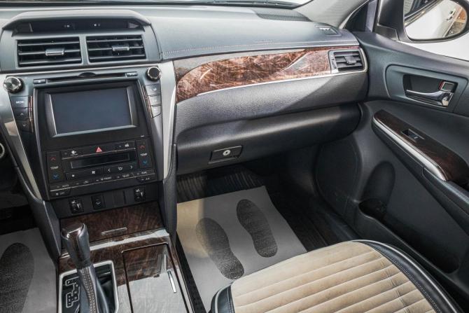 Toyota Camry VII (XV50) Рестайлинг 2 с пробегом 2018 года, цена 2 599 000 рублей, 115000 км, седан, Автокод Объявления
