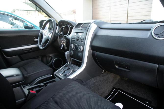 Suzuki Grand Vitara II Рестайлинг с пробегом 2010 года, цена 1 149 000 рублей, 194000 км, внедорожник, Автокод Объявления