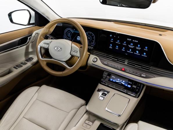Hyundai Grandeur VI Рестайлинг с пробегом 2021 года, цена 4 750 000 рублей, 35916 км, седан, Автокод Объявления