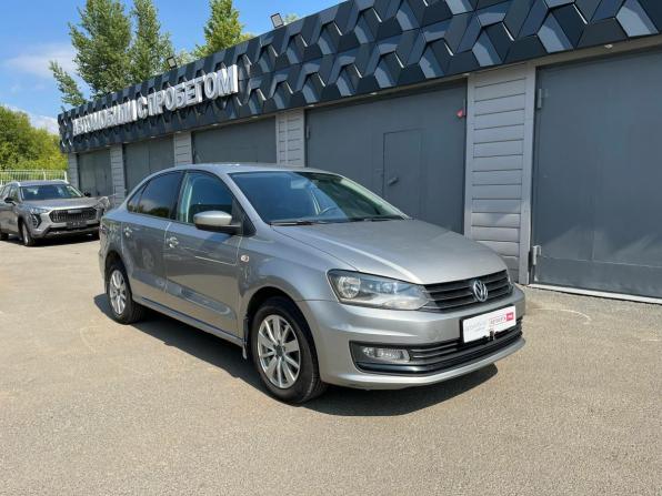 Volkswagen Polo V Рестайлинг с пробегом 2017 года, цена 1 114 460 рублей, 129100 км, седан, Автокод Объявления