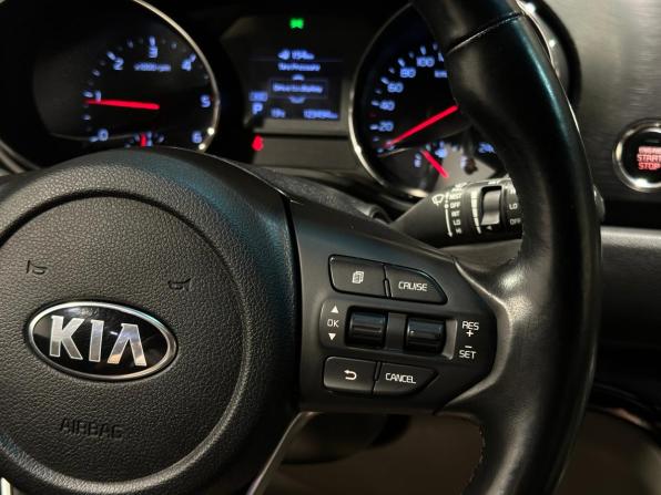 Kia Carnival III с пробегом 2020 года, цена 2 899 000 рублей, 123494 км, минивэн, Автокод Объявления