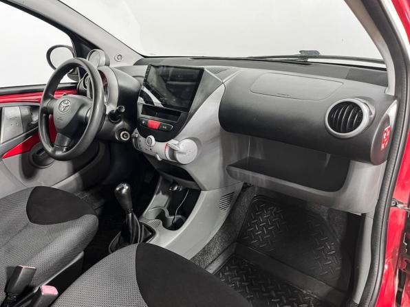 Toyota Aygo I с пробегом 2007 года, цена 379 000 рублей, 178633 км, хэтчбек, Автокод Объявления