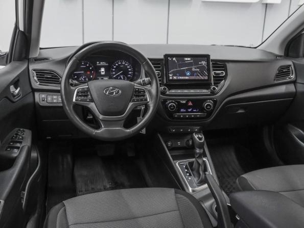 Hyundai Solaris II Рестайлинг с пробегом 2021 года, цена 1 830 000 рублей, 77469 км, седан, Автокод Объявления