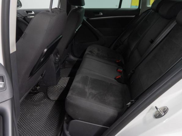 Volkswagen Tiguan I Рестайлинг с пробегом 2012 года, цена 1 600 000 рублей, 131901 км, внедорожник, Автокод Объявления