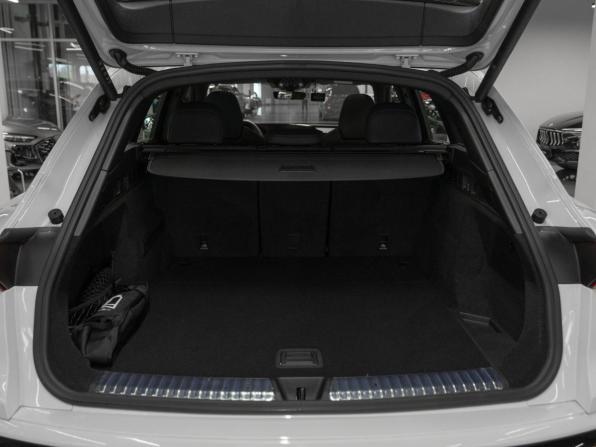 Audi Q5 III (GU) с пробегом 2026 года, цена 8 950 000 рублей, 11 км, внедорожник, Автокод Объявления