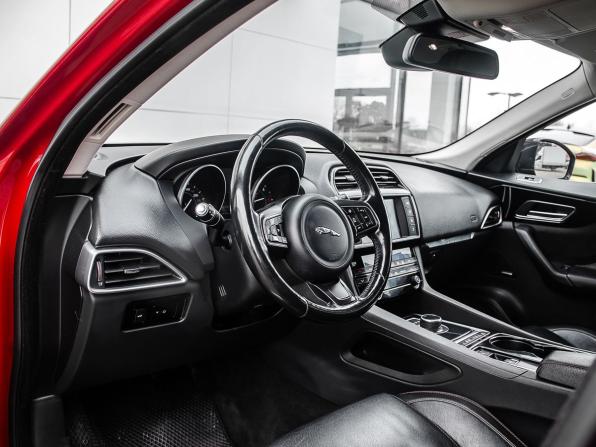 Jaguar F-Pace I с пробегом 2017 года, цена 2 400 000 рублей, 188177 км, внедорожник, Автокод Объявления