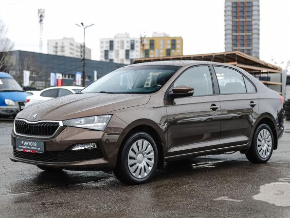 Skoda Rapid II с пробегом 2020 года, цена 1 699 000 рублей, 47432 км, лифтбек, Автокод Объявления