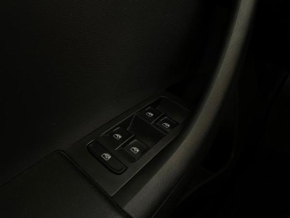 Volkswagen Polo VI с пробегом 2020 года, цена 1 700 000 рублей, 34183 км, лифтбек, Автокод Объявления