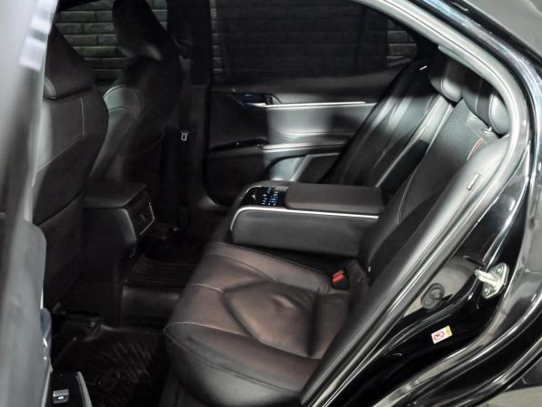 Toyota Camry VIII (XV70) с пробегом 2018 года, цена 2 760 000 рублей, 96261 км, седан, Автокод Объявления