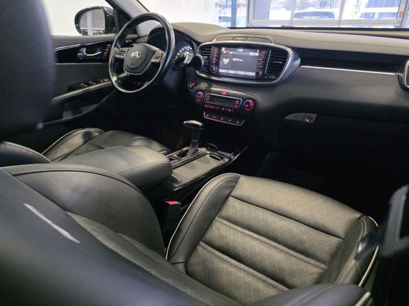 Kia Sorento III Prime Рестайлинг с пробегом 2018 года, цена 3 300 000 рублей, 192263 км, внедорожник, Автокод Объявления