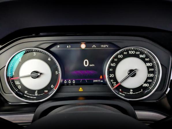 Volkswagen Touareg III с пробегом 2022 года, цена 7 600 000 рублей, 39500 км, внедорожник, Автокод Объявления