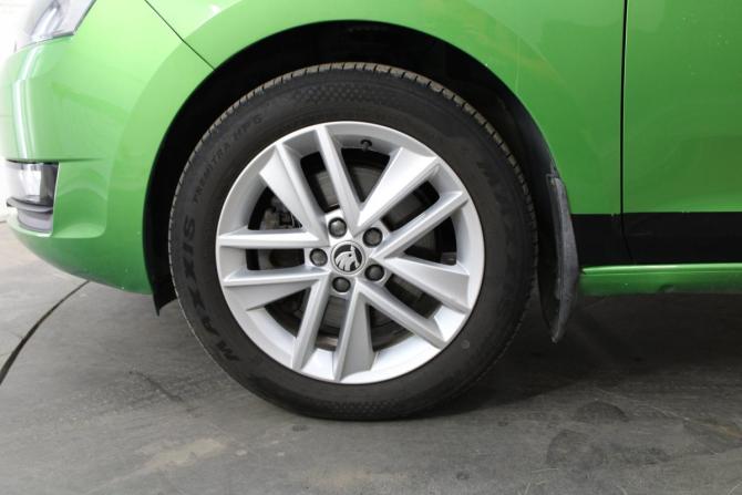 Skoda Rapid I Рестайлинг с пробегом 2017 года, цена 1 395 000 рублей, 104173 км, лифтбек, Автокод Объявления