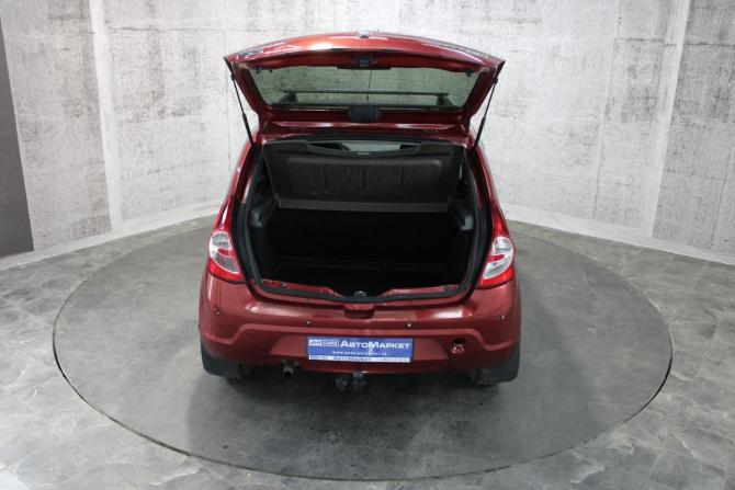 Renault Sandero I с пробегом 2010 года, цена 425 000 рублей, 176504 км, хэтчбек, Автокод Объявления