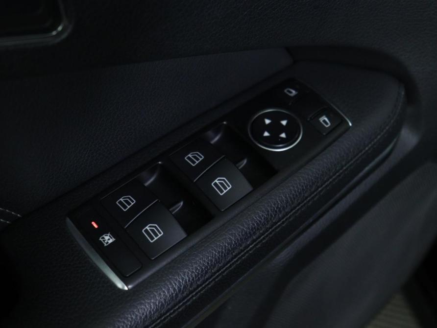 Mercedes-Benz E-Класс IV (W212 S212 C207) Рестайлинг Санкт-Петербург  - изображение 14