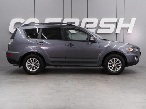 Mitsubishi Outlander II Рестайлинг с пробегом 2010 года, цена 1 099 000 рублей, 196308 км, внедорожник, Автокод Объявления